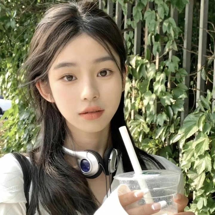 茜拉