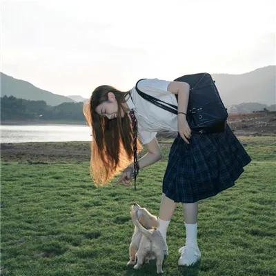 泳队惊魂